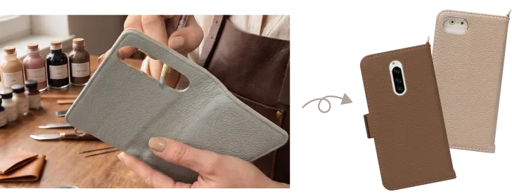スマホケースのカメラ穴に専用の筆で接着剤を塗り、レザーの剥がれを防ぎ滑らかに仕上げる工程