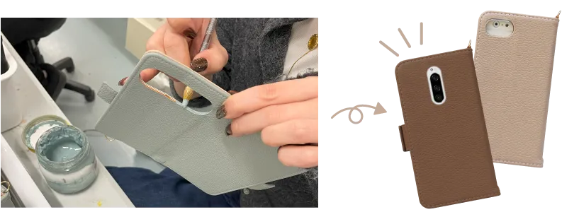 スマホケースのカメラ穴に専用の筆で接着剤を塗り、レザーの剥がれを防ぎ滑らかに仕上げる工程