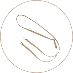 ロングストラップ付きスマホケース