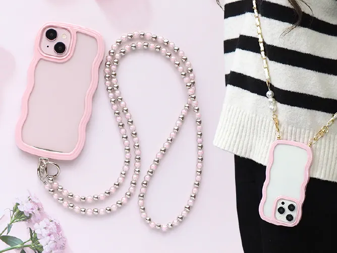 ストラップ付きで両手フリー＆落下防止◎